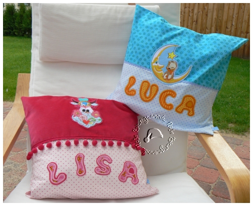 Zwei Kuschelkissen