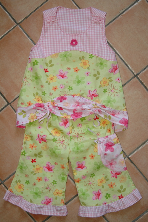 Greetje in gr�n-rosa