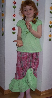 Kombi aus Rock und Bluse