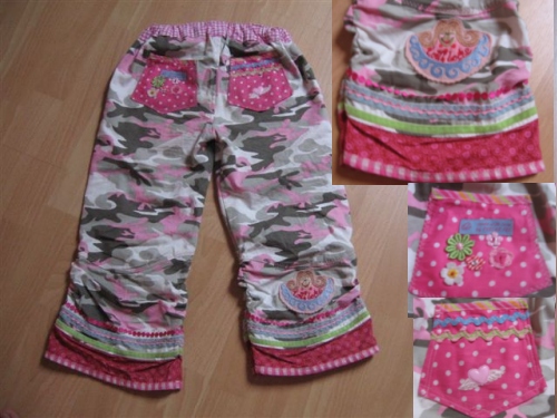 Cara`s  Hose von hinten