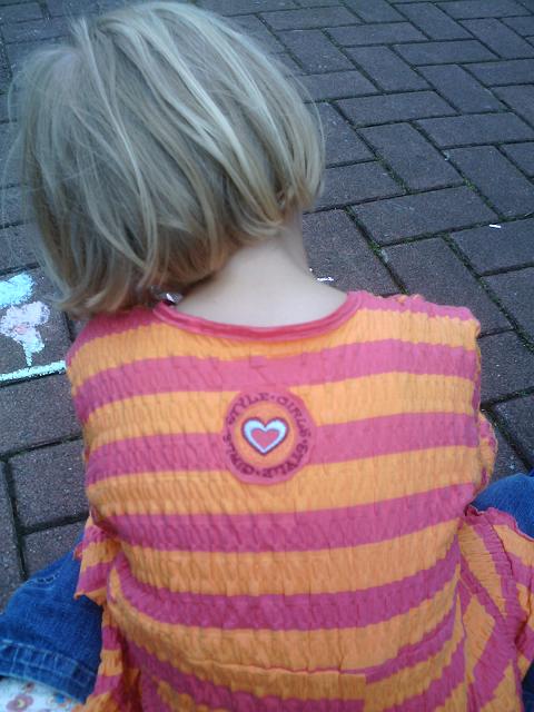 Hermosa verflixt   von hinten