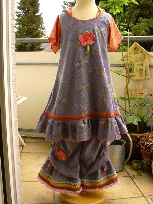 Jeanskombi Flower-stitch, von vorne