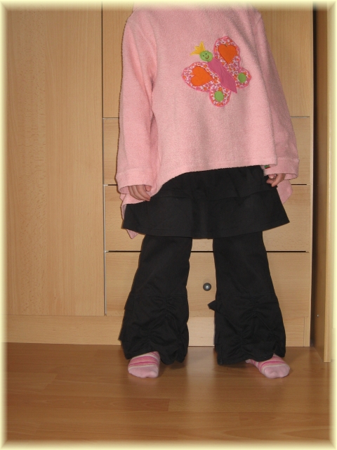 Rockhose nach Kim