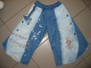 ZUMA ohne Inhalt wegen der Stickerei..