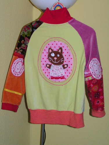 Geklaute, kunterbunte Nickyjacke - hinten