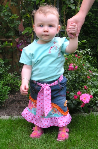 Leas erster Jeansrock!!!!!!!