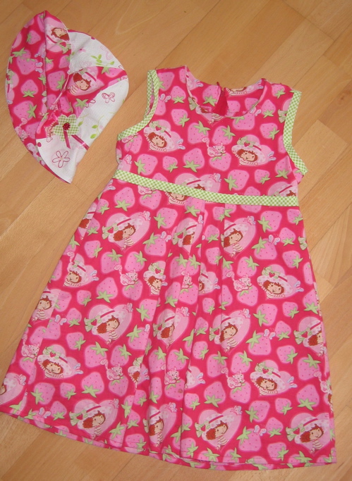 Emily Erdbeer Kleid