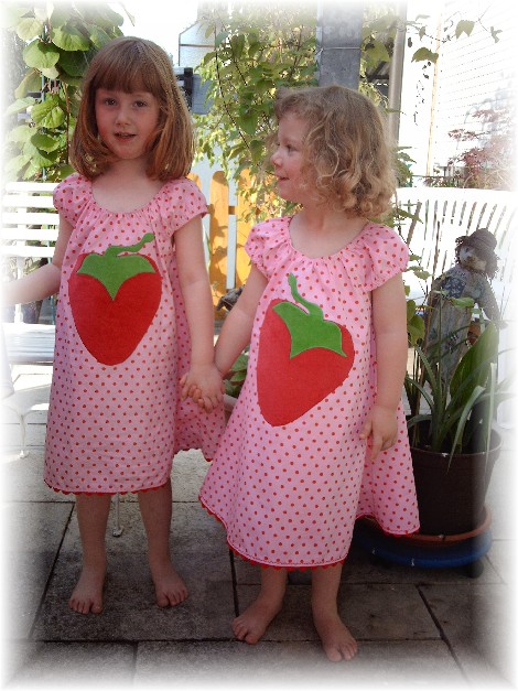 Erdbeerkleidchen Doppelpack...