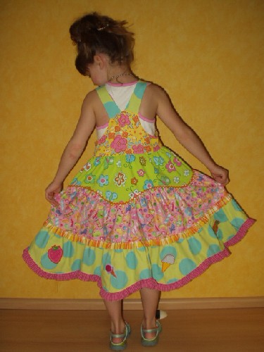 Candy SASHA Kleid von hinten