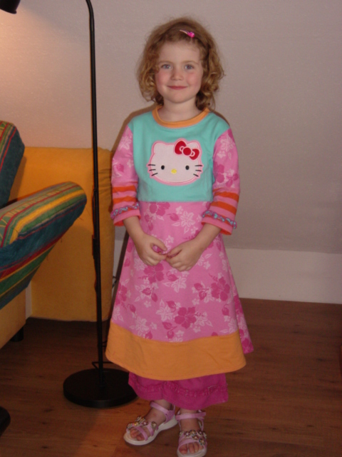 Hello Kitty Kleidchen