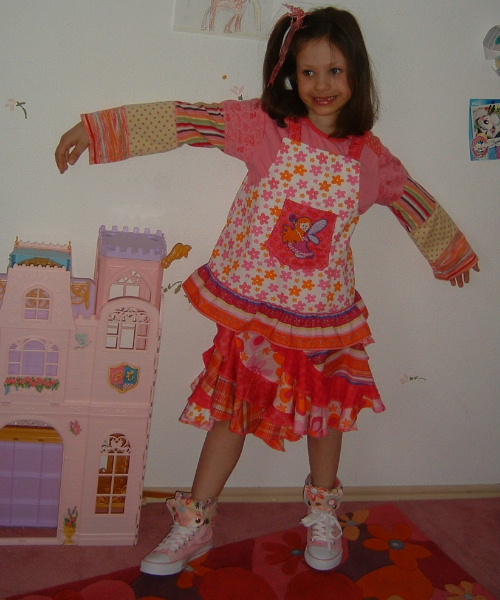Redondo-Girl...