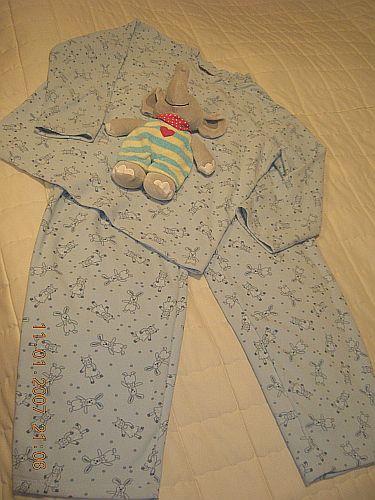 Ein Schlafanzug aus Microfleece