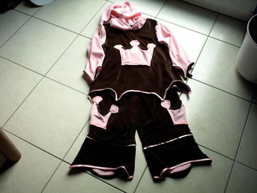 Zu der Hose von Weeke...