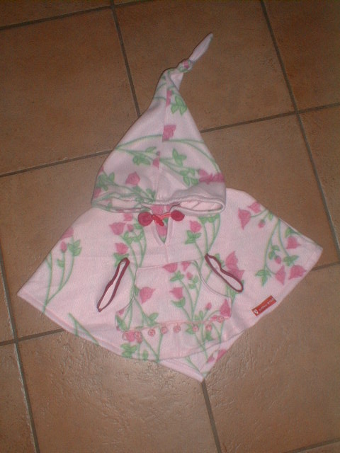 Mini-Prinzessinnen-Poncho ;-)