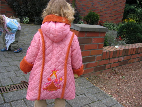 und noch mal die kleine Fee von hinten......