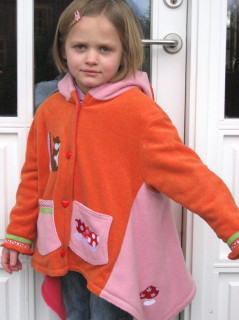 Mia mit Waldjacke Anjana...