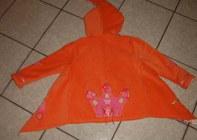 die Jacke von hinten