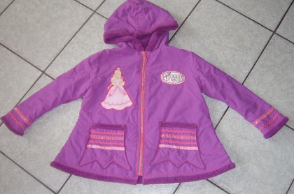 eine TAJA-Jacke