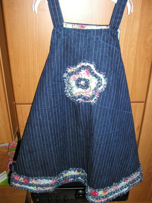 und hier noch ein ANNA-Kleidchen...
