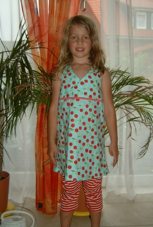 Kirsch Xenia mit Nala Hose