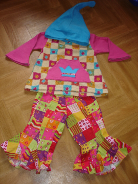 Solana kunterbunt + Zipfelpulli