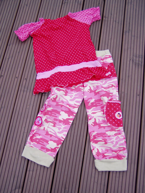 Nena mit Hannah-Shirt