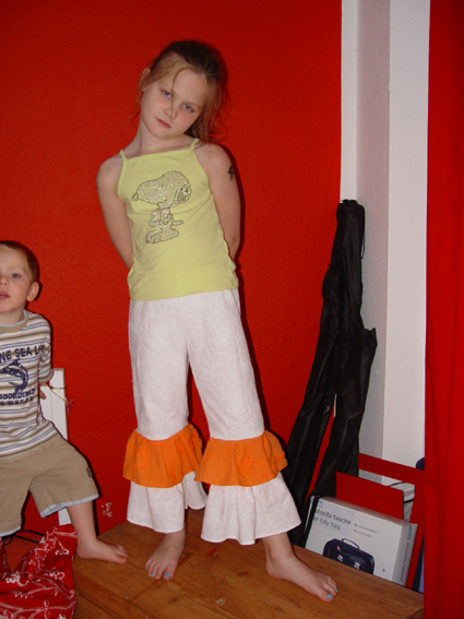 Ottobre hose allein
