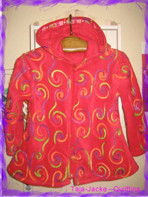 Taja als Kuscheljacke