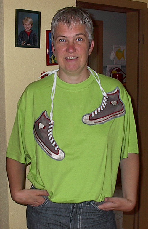 Also bei uns gibt es Schuhe immer paarweise!!!