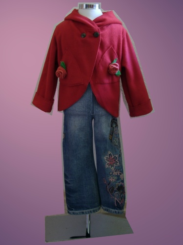 Zwergenfleecejacke mit Recyclingjeanshose