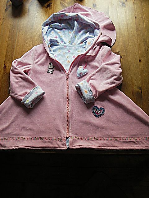 Anjana als Jacke
