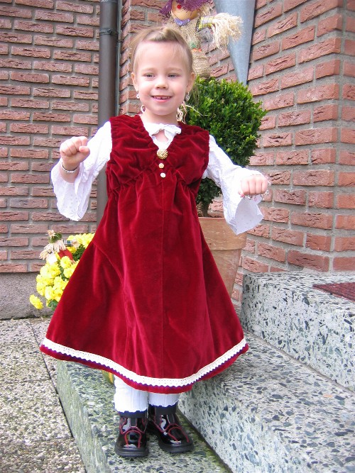 Festtagskleidchen
