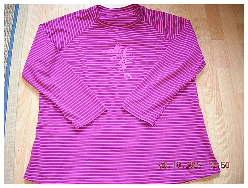 Ein "Zoela" -Shirt...