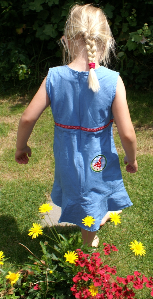Zwergenkleid von hinten