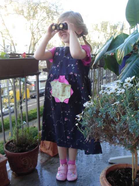 Lilly... ein Kleid fr Entdeckerinnen