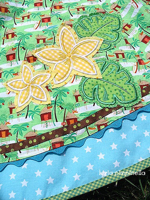 HULAfeliz.... detail...