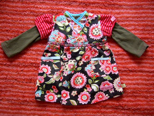Kleid nochmalmit passendem Shirt