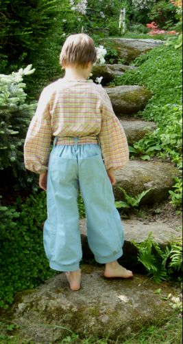 neues outfit von hinten