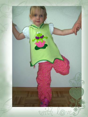 Kunterbuntes Froschkombi