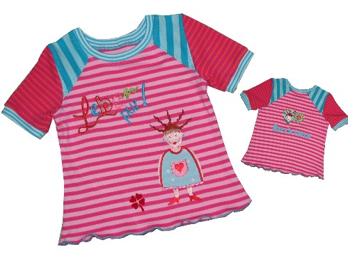 Dat Kind braucht neue Shirt`s