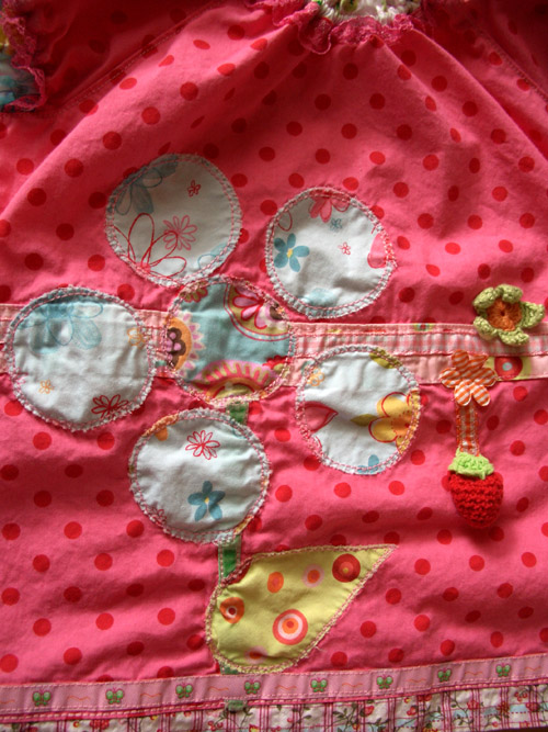Tini Bluse mit aufgesteppter Blume...