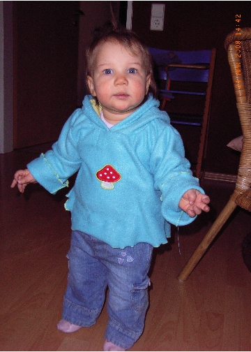 Mias erster Pulli