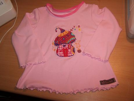 Basicshirt mit meinem ersten Rollsaum...