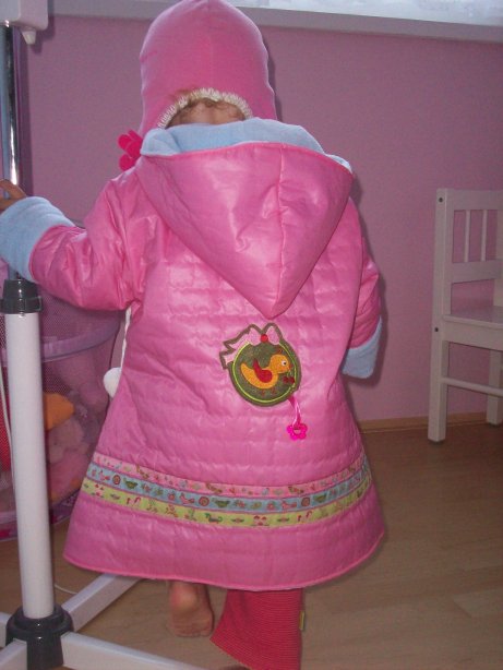 Wintermantel von hinten.