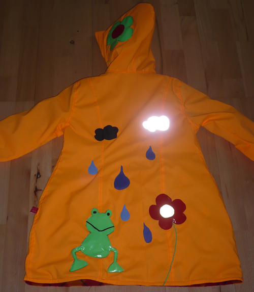 Eine Regenjacke...