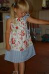 "Three tricks dress" Kleid mit Kind