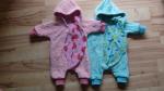 2 Kuscheloveralls in ganz klein