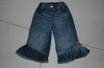 ein alte jeans von mama mit loch...