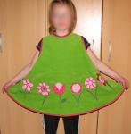 Pippischrze mit 6 riesigen Blumen-Applikationen