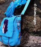 Bube in blau